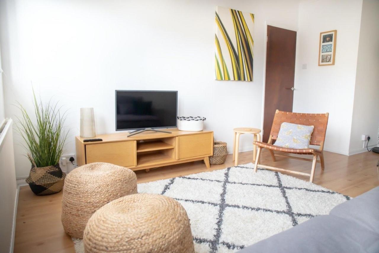 Guestready - Homely Leeds City Apartment Sleep 4 Meanwood Exterior photo